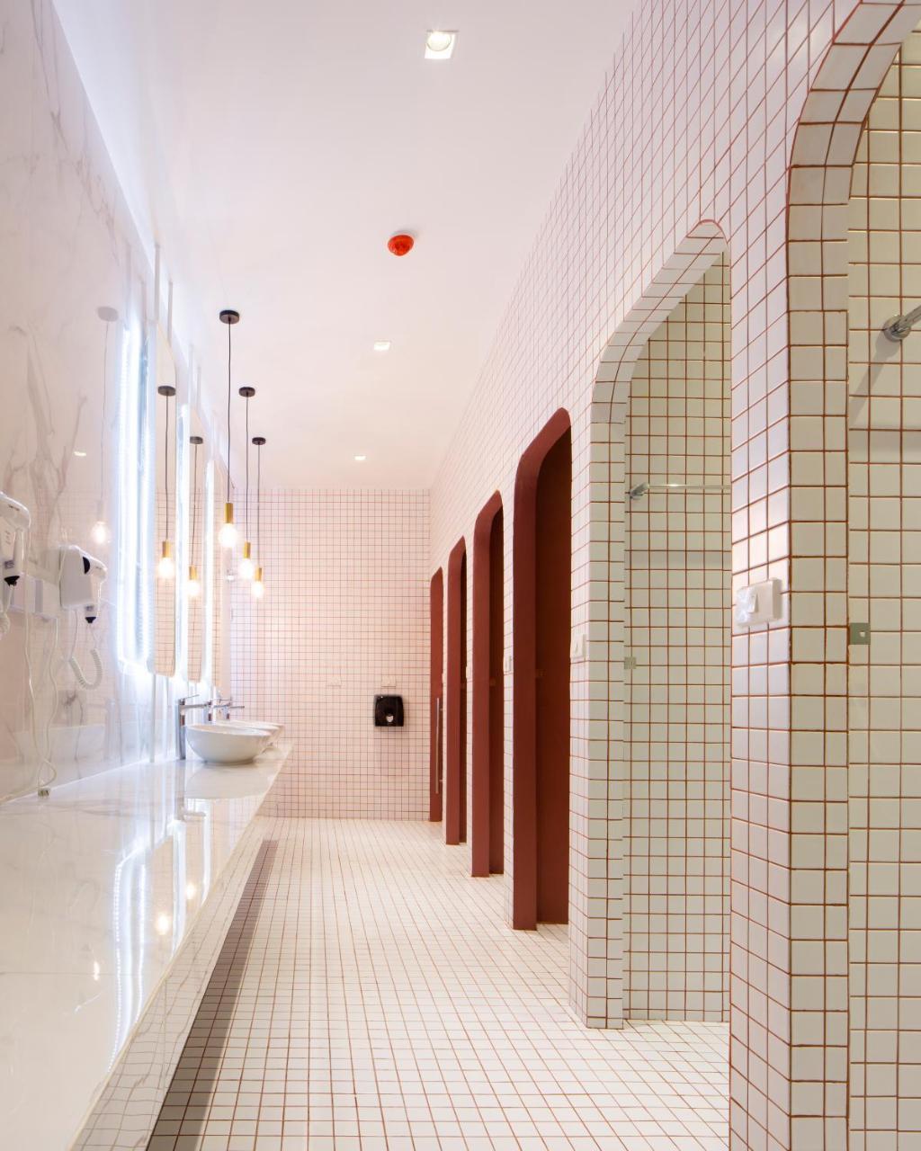 Triple Room with Shared Bathroom,765784339:JPEG